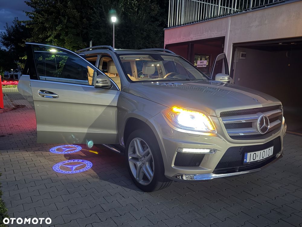 Mercedes-Benz GL 500 4-Matic - 38