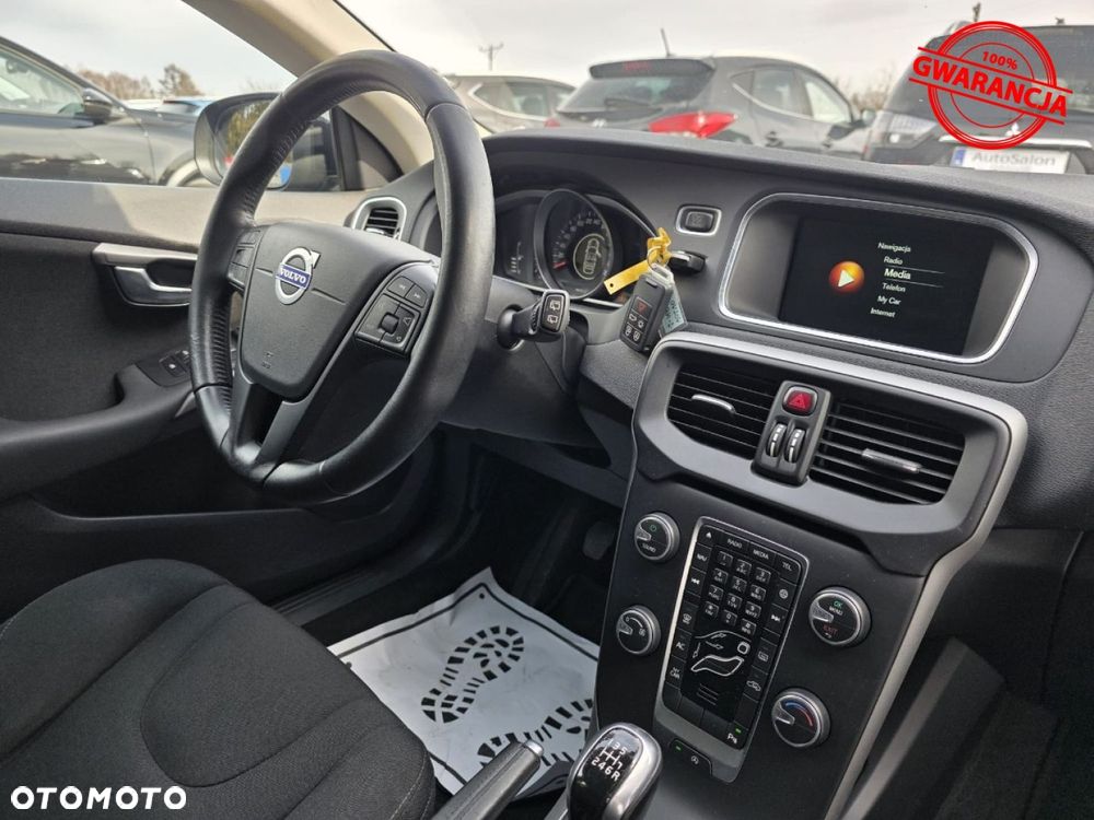 Volvo V40 - 26