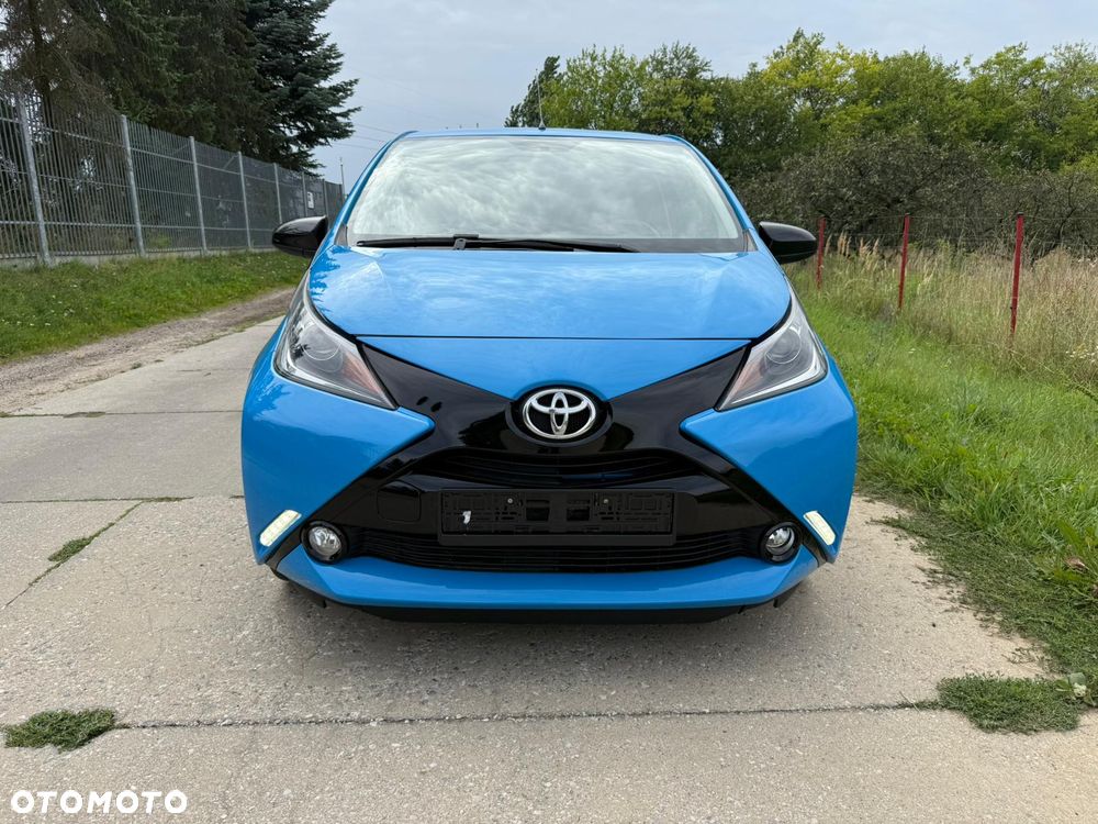 Toyota Aygo x-play - 21