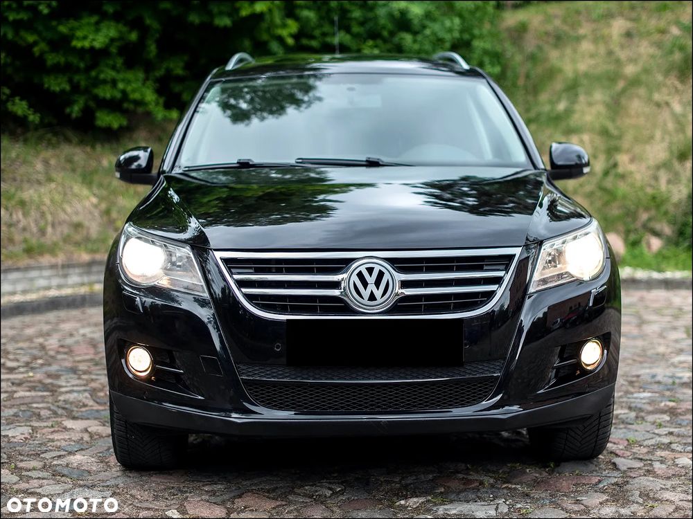 Volkswagen Tiguan - 2