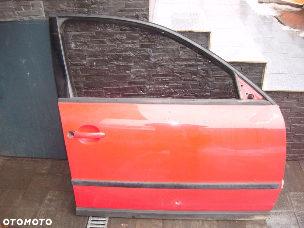 vw passat b5 drzwi prawy przód LY3D - 1