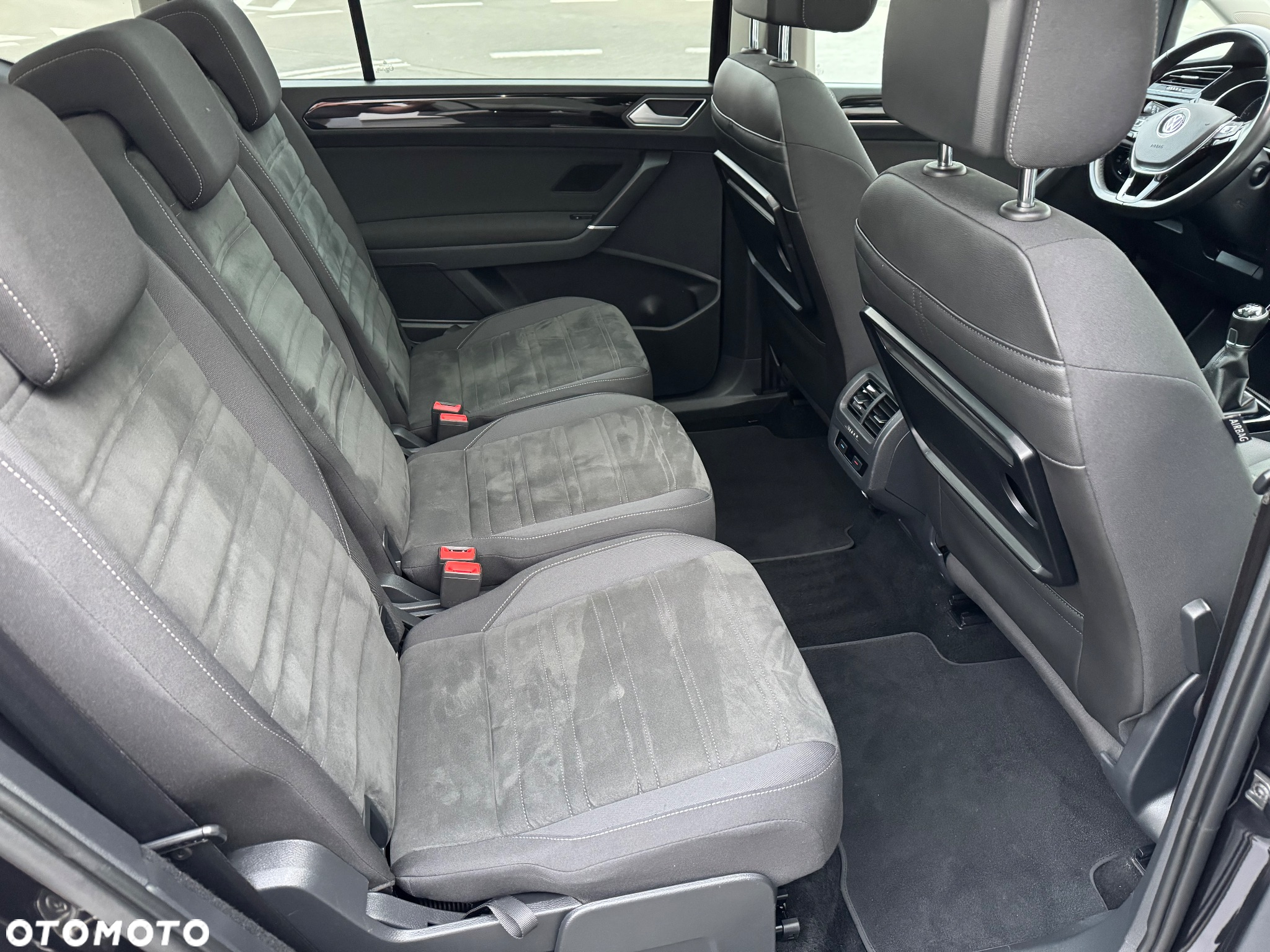 Volkswagen Touran 2.0 TDI BMT Highline - 8