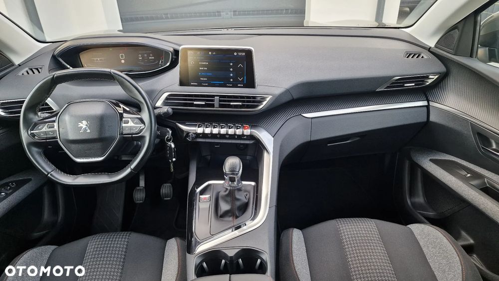 Peugeot 3008 PureTech 130 Stop & Start GPF Allure - 28
