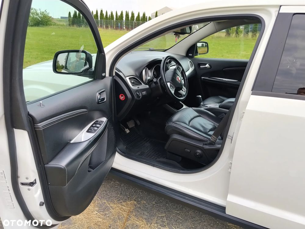 Fiat Freemont 2.0 Multijet Lounge AWD - 3