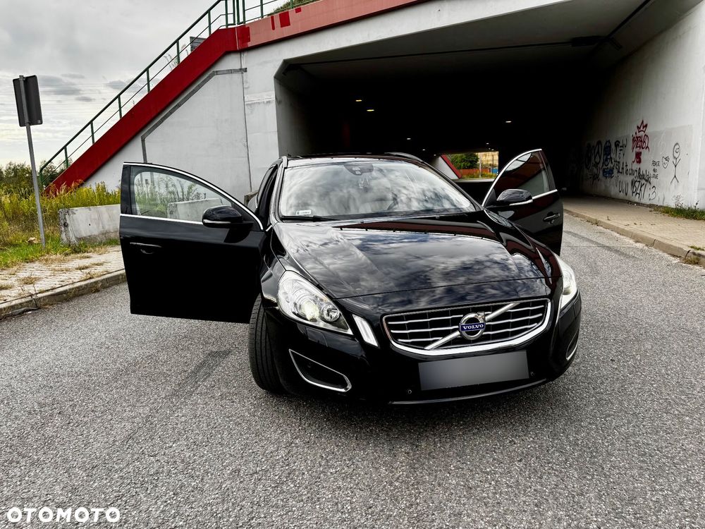 Volvo V60 D3 Summum - 21