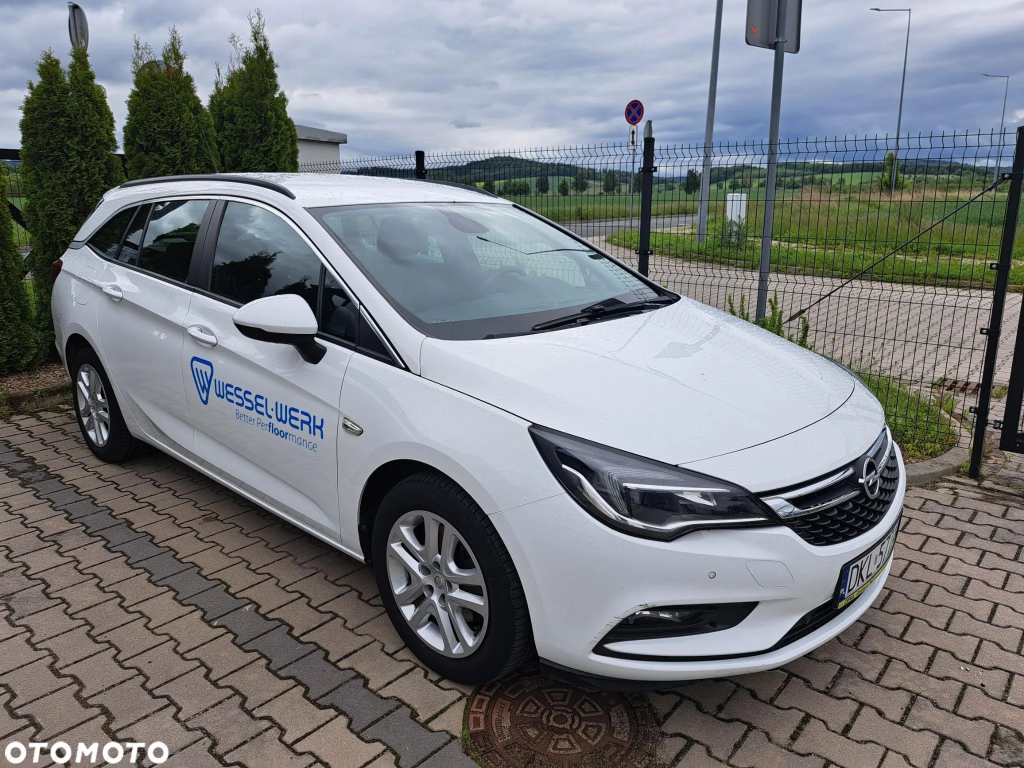 Opel Astra V 1.6 CDTI Dynamic - 1