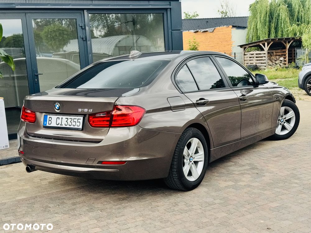BMW Seria 3 316d DPF Edition Exclusive - 8