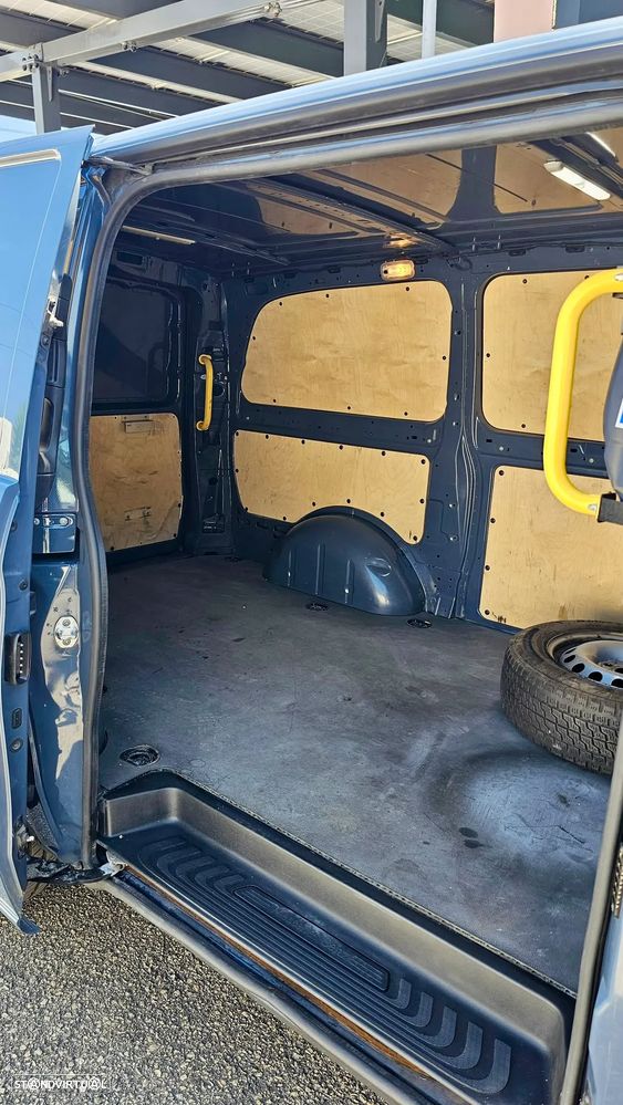 Mercedes-Benz Vito 3 Lug - 9