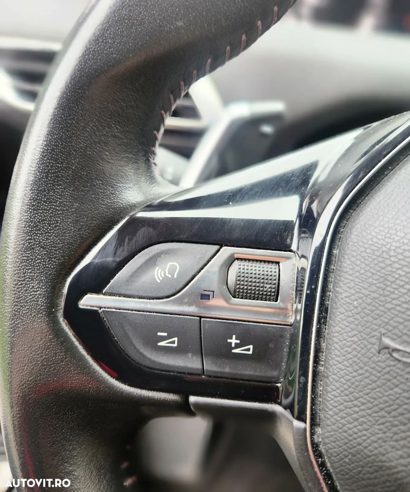 Peugeot 3008 BlueHDi 130 Stop & Start EAT8 Active Pack - 22