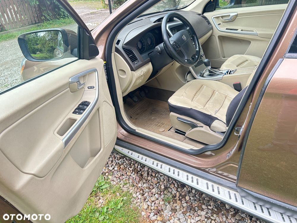 Volvo XC 60 2.4D AWD - 6