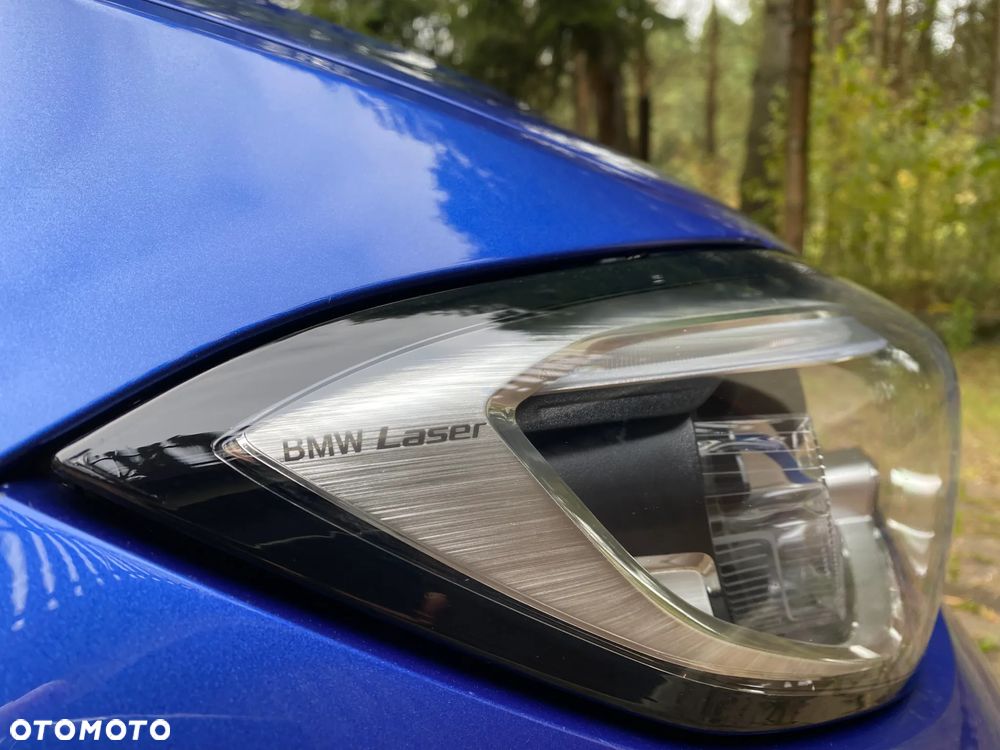 BMW Seria 3 330i xDrive M Sport - 8