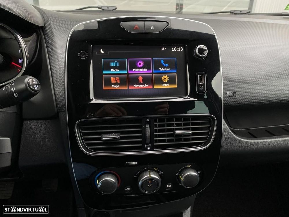 Renault Clio 0.9 TCe Limited Bi-Fuel - 19