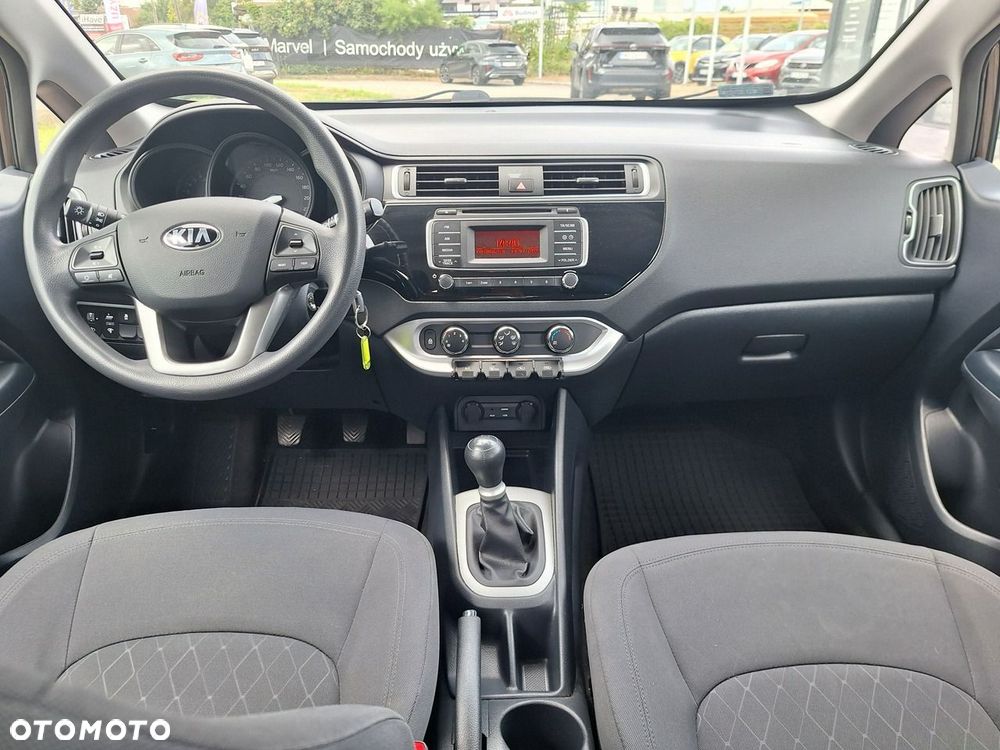 Kia Rio 1.2 M - 13