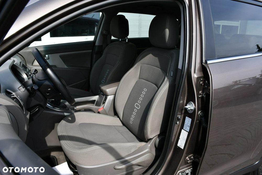 Kia Sportage 1.7 CRDI 2WD Attract - 17