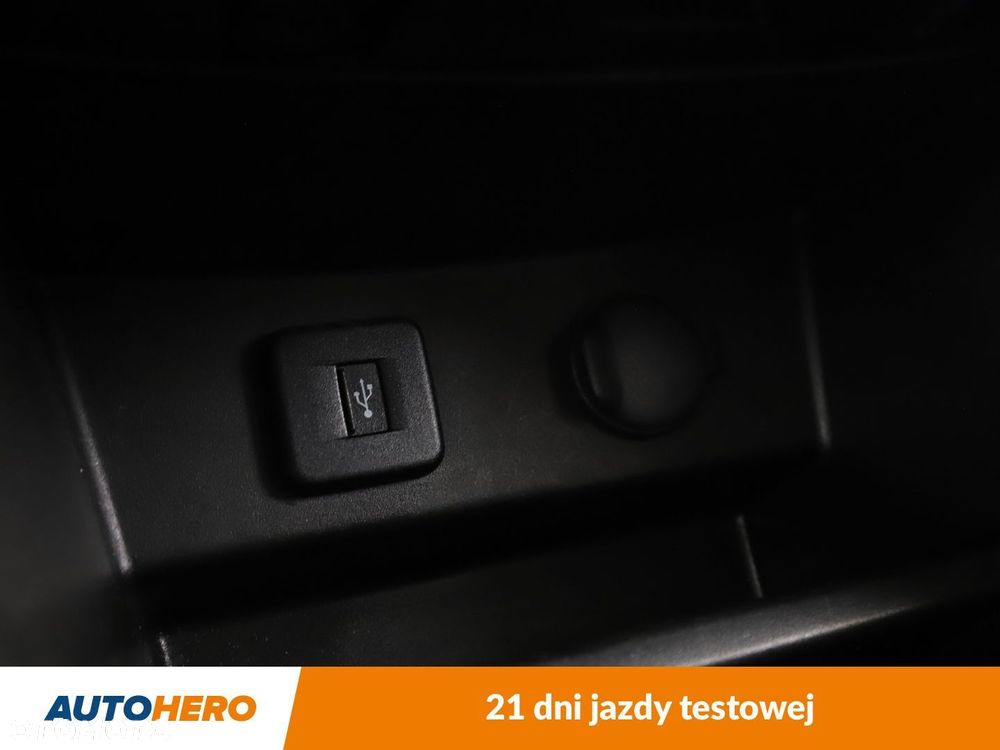 Suzuki Vitara 1.6 XLED 4WD - 23