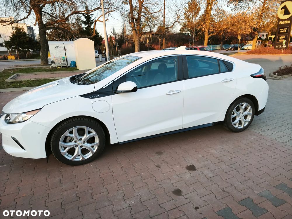 Chevrolet Volt Exclusive - 11