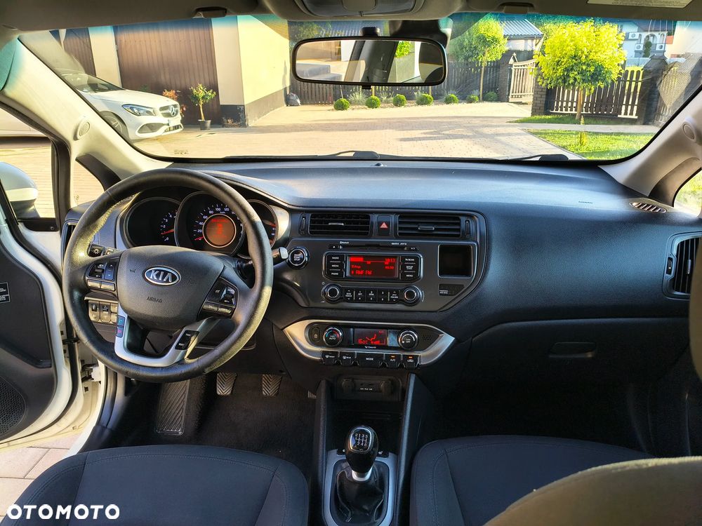 Kia Rio 1.4 crdi L - 12