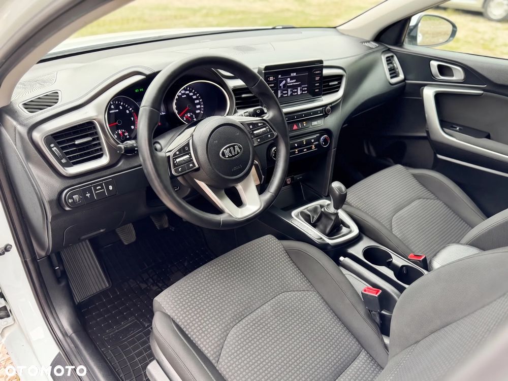 Kia Ceed 1.4 L - 4