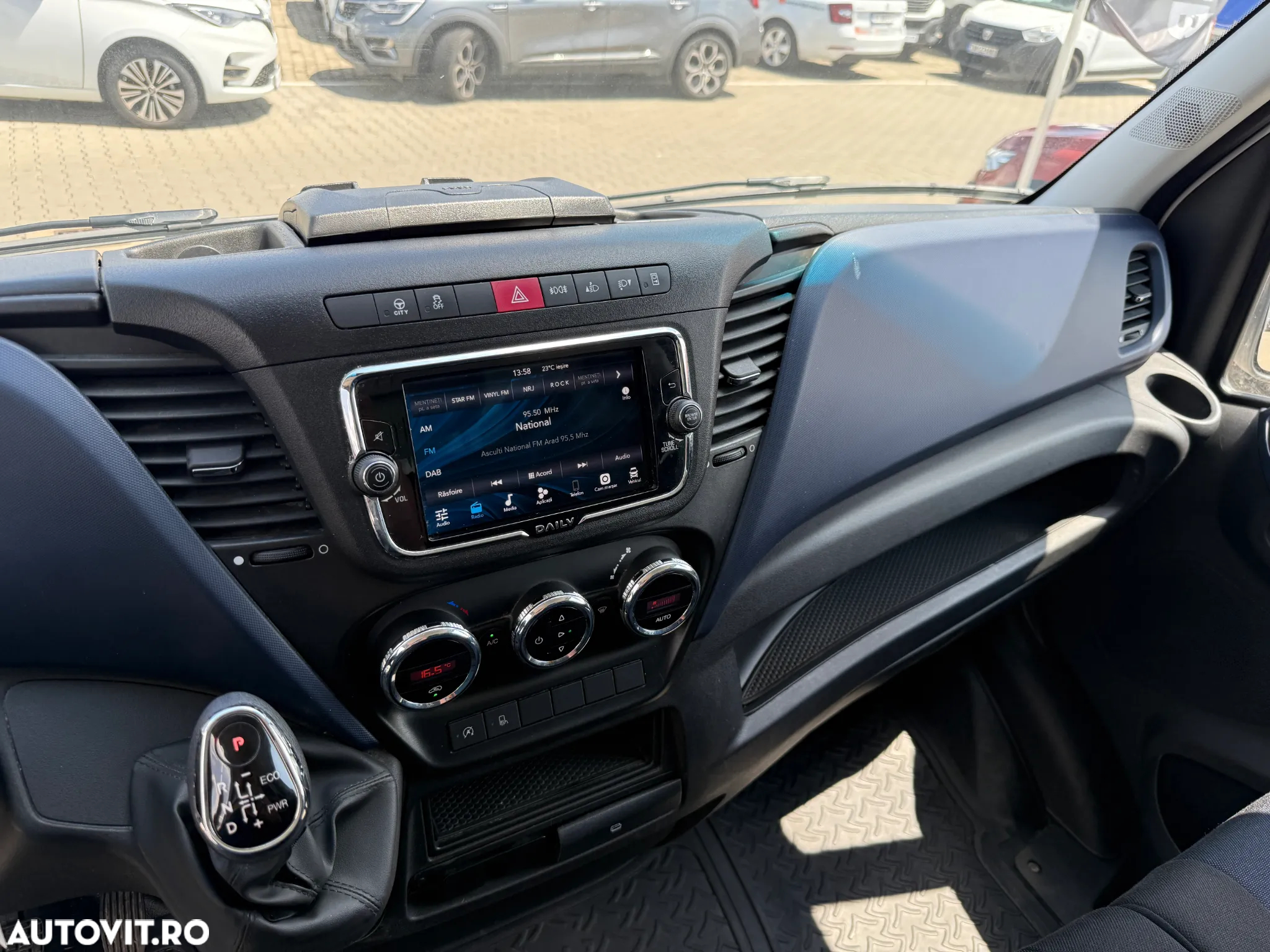 Iveco DAILY 35S16 HI-MATIC - Box marfa - 12