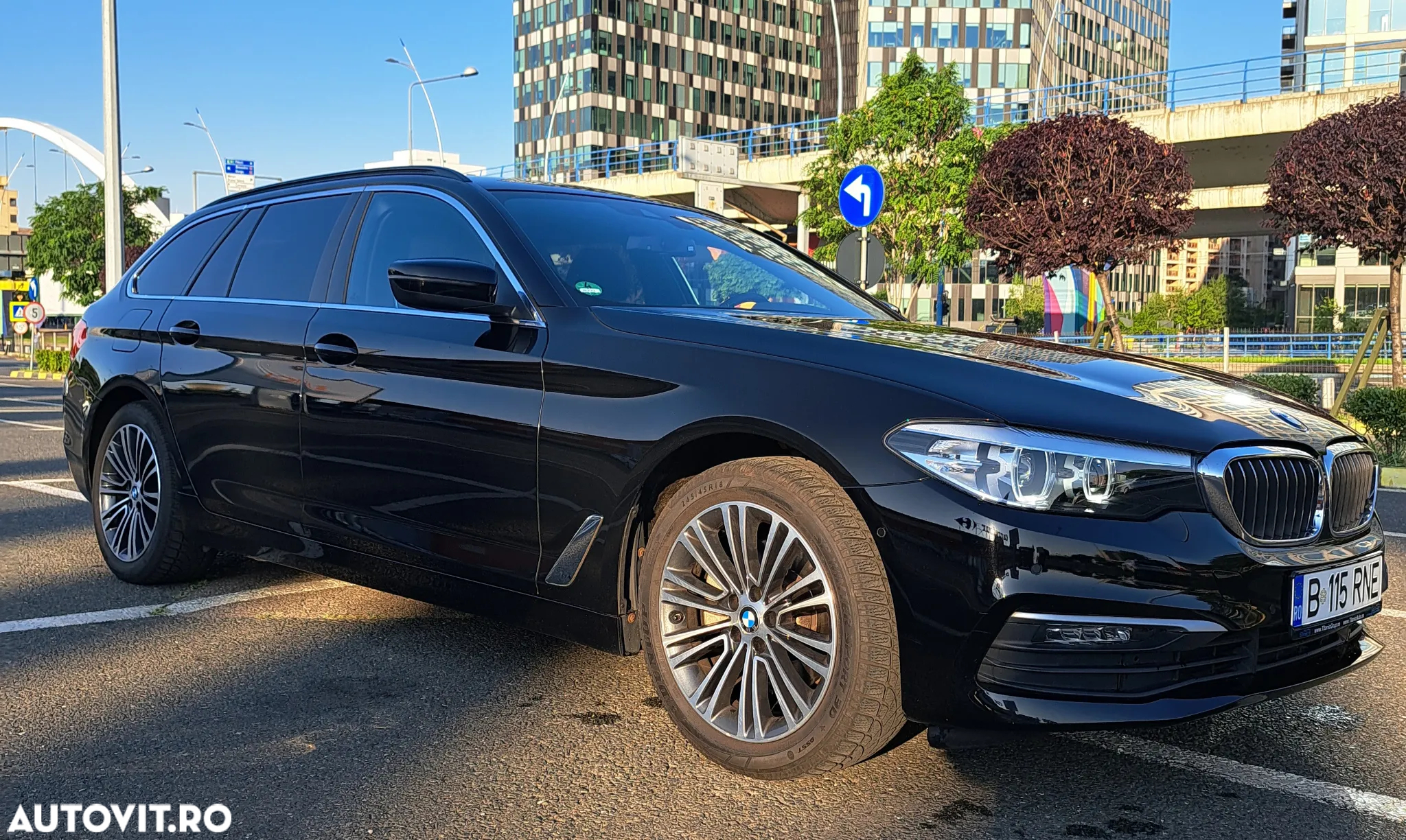 BMW Seria 5 520d Aut. - 27