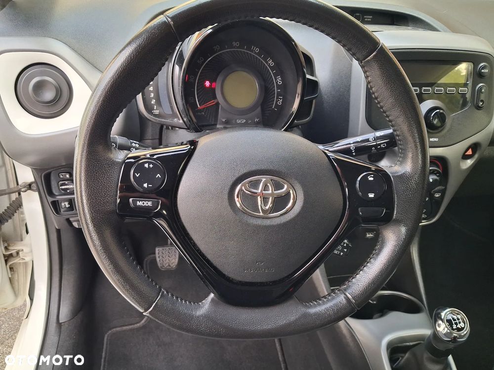 Toyota Aygo 1.0 VVT-i JBL Edition - 12