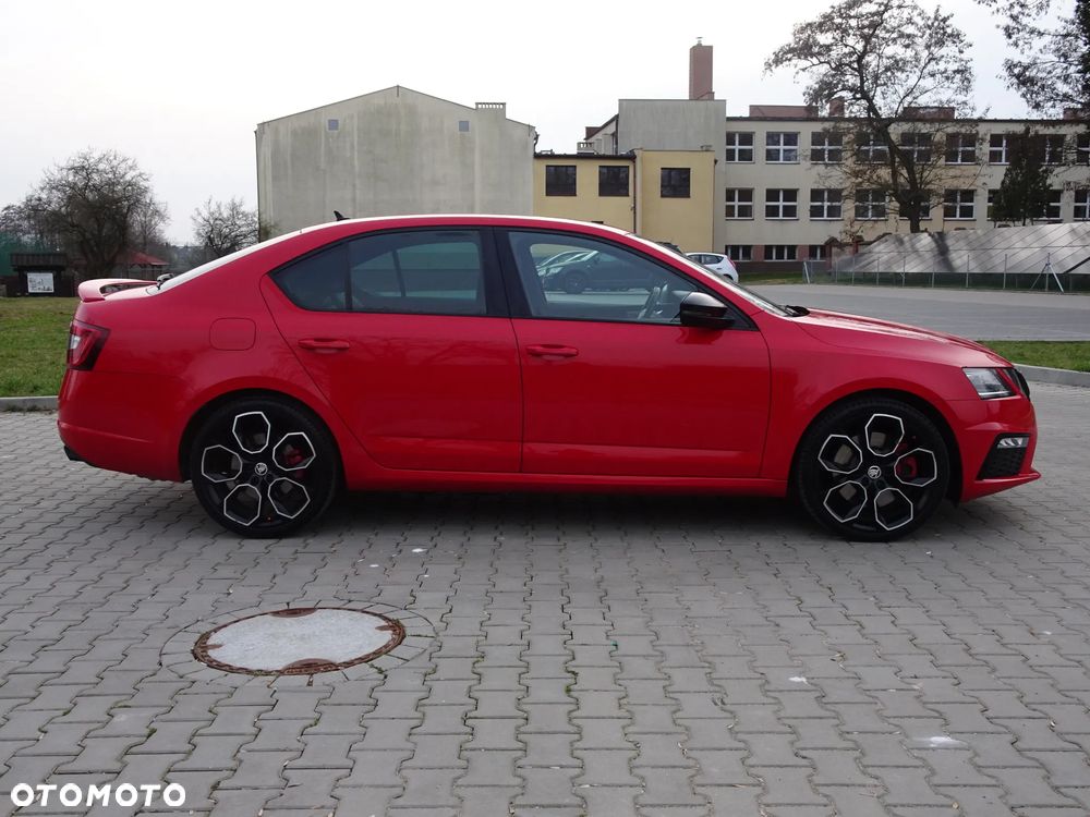 Skoda Octavia 2.0 TSI RS - 4