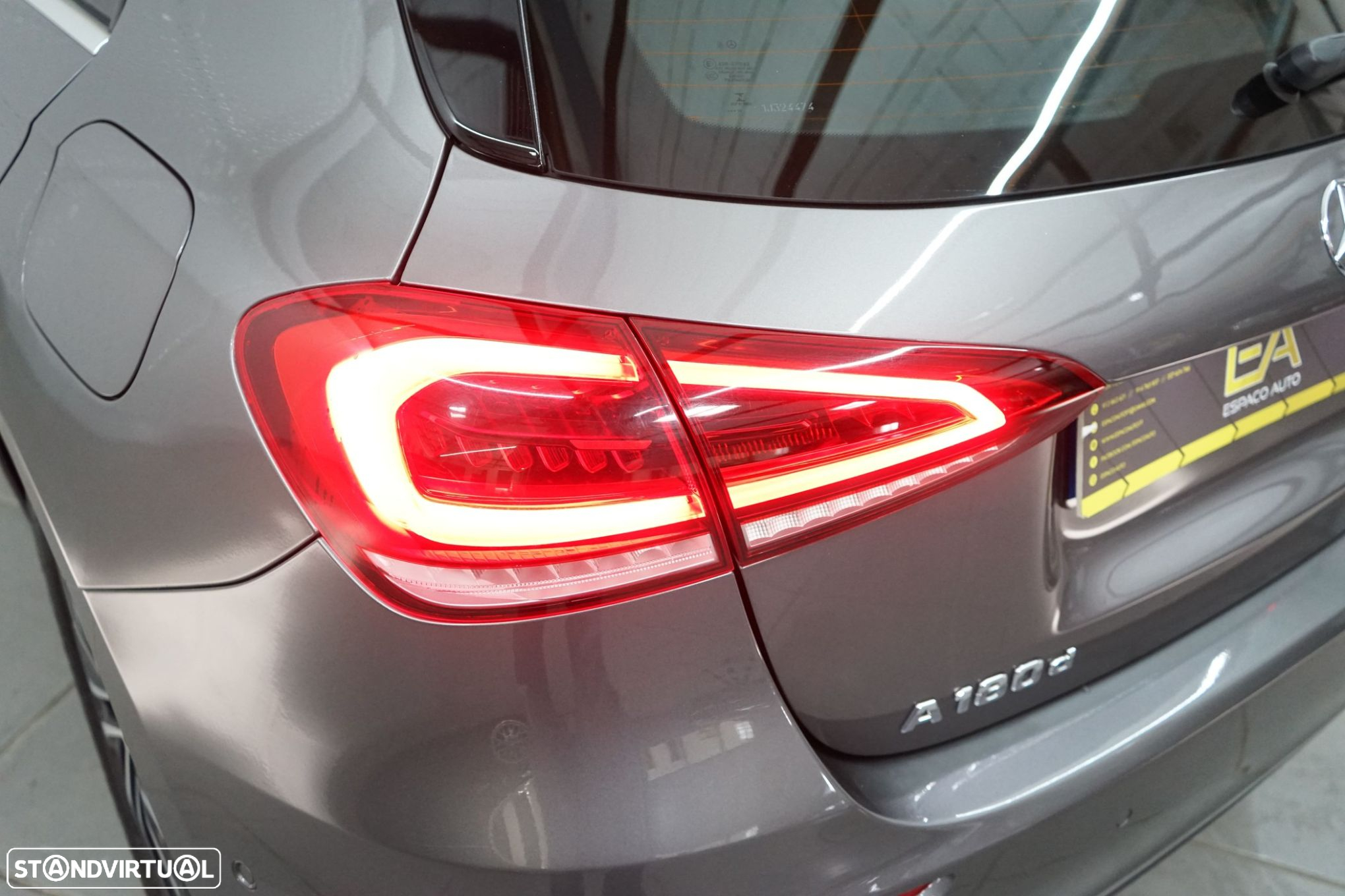 Mercedes-Benz A 180 d Progressive - 14