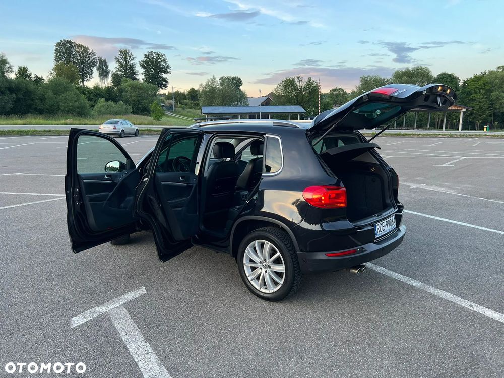 Volkswagen Tiguan 2.0 TDI DPF 4Motion BlueMotion Technology DSG Exclusive - 11