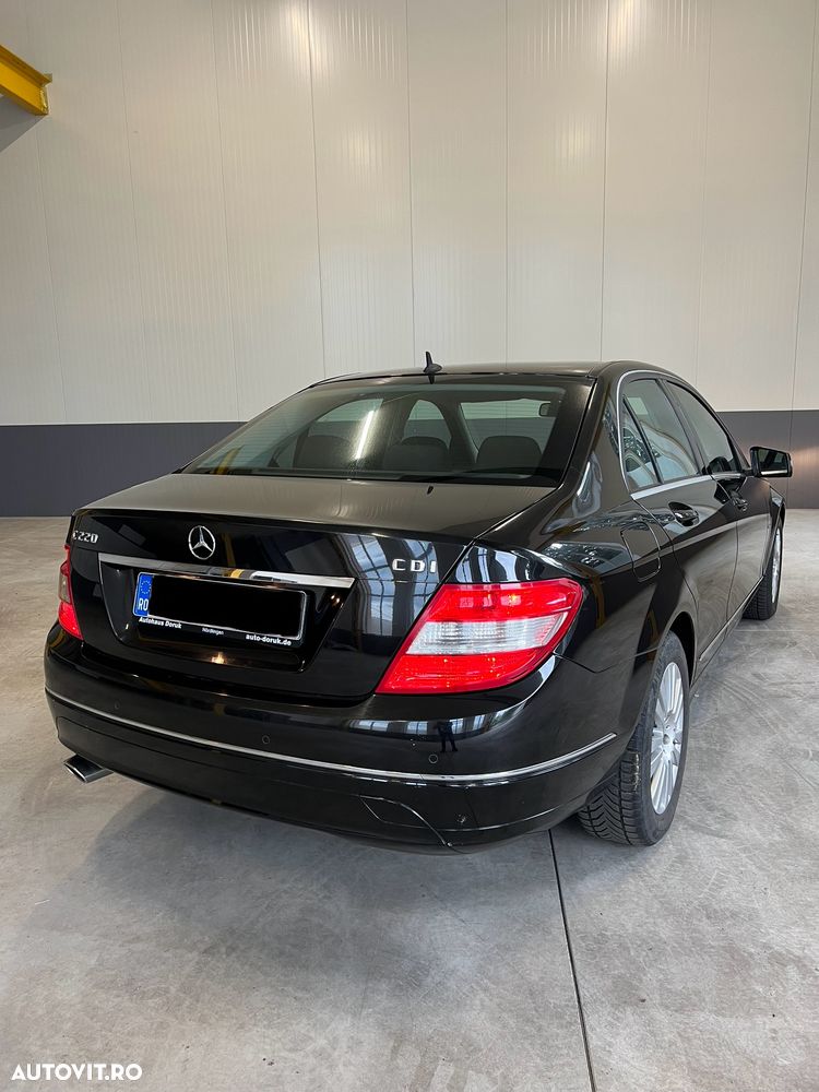 Mercedes-Benz C - 7