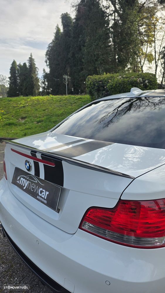 BMW 120 d Limited Edition Lifestyle c/ M Sport Pack - 8