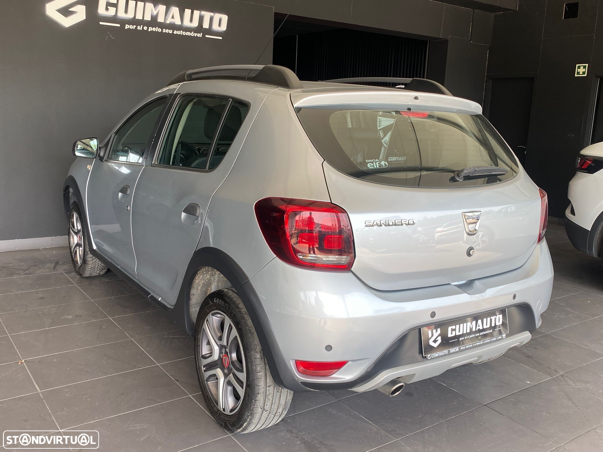 Dacia Sandero 1.0 SCe Comfort - 14