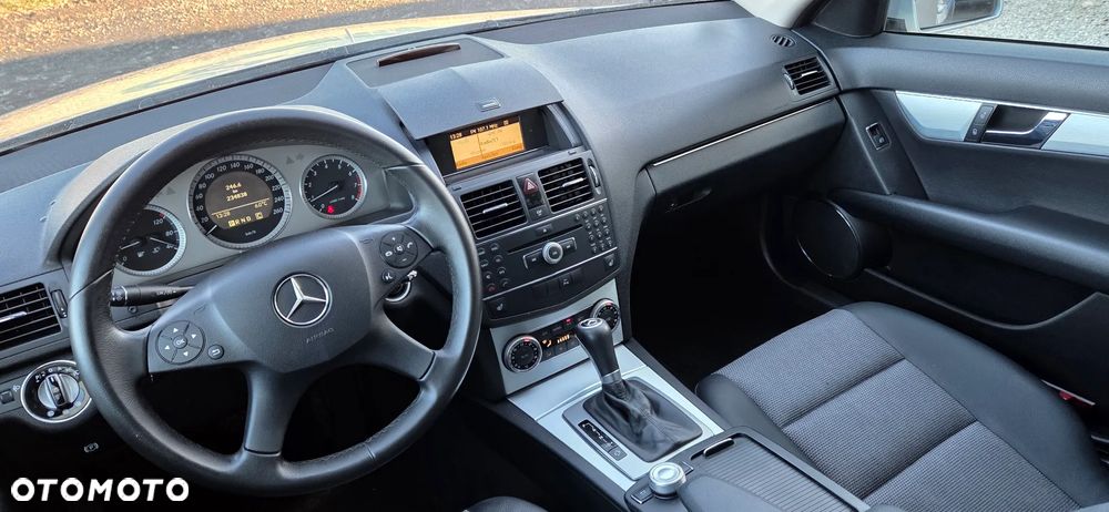 Mercedes-Benz Klasa C - 32