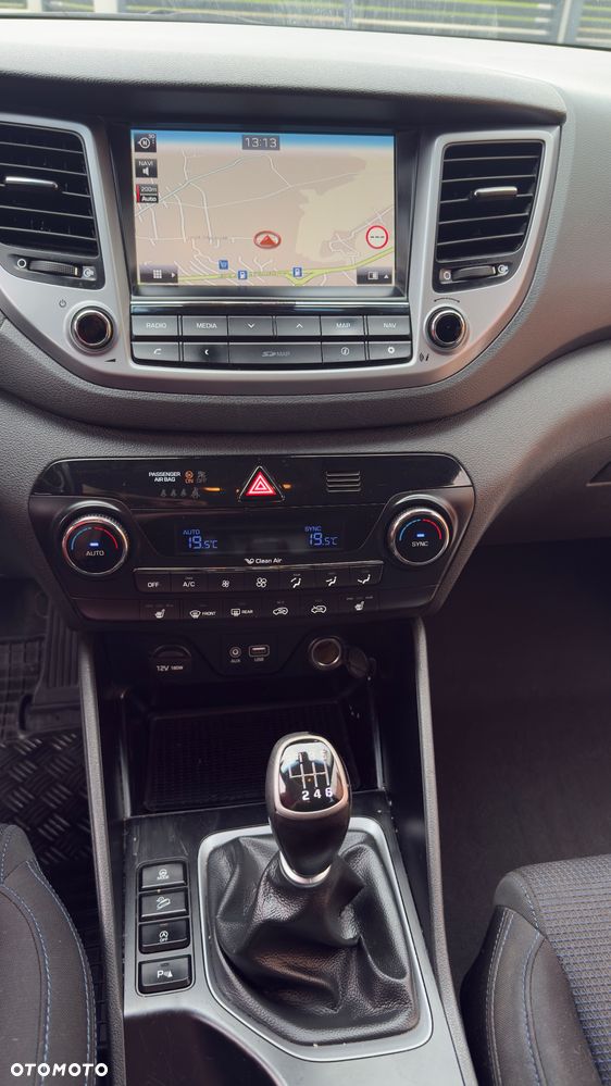 Hyundai Tucson blue 1.7 CRDi 2WD Style - 19