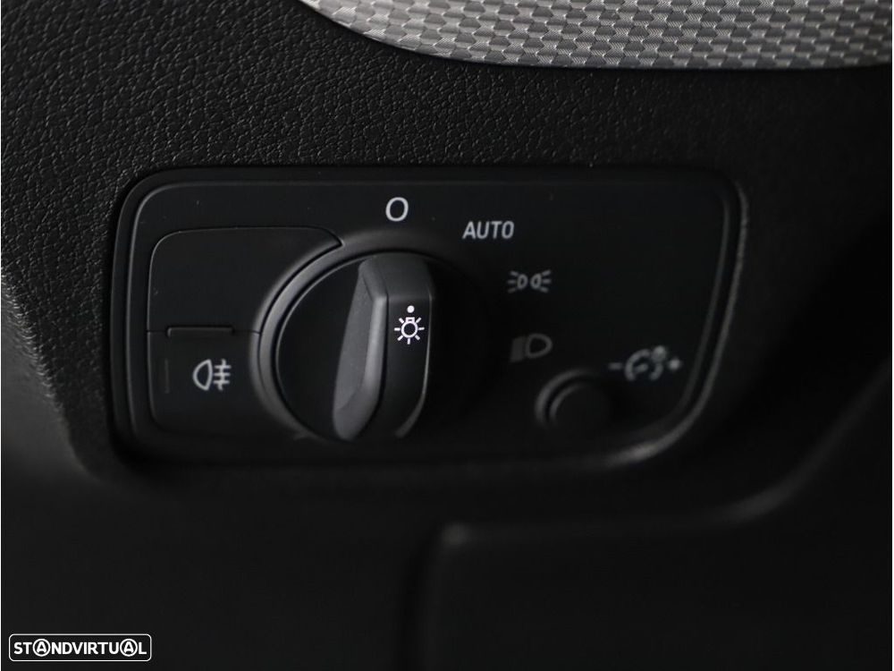 Audi Q2 35 TFSI Advanced S tronic - 11