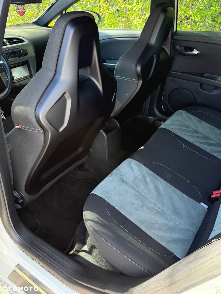 Seat Leon 2.0 TSI Cupra R - 20