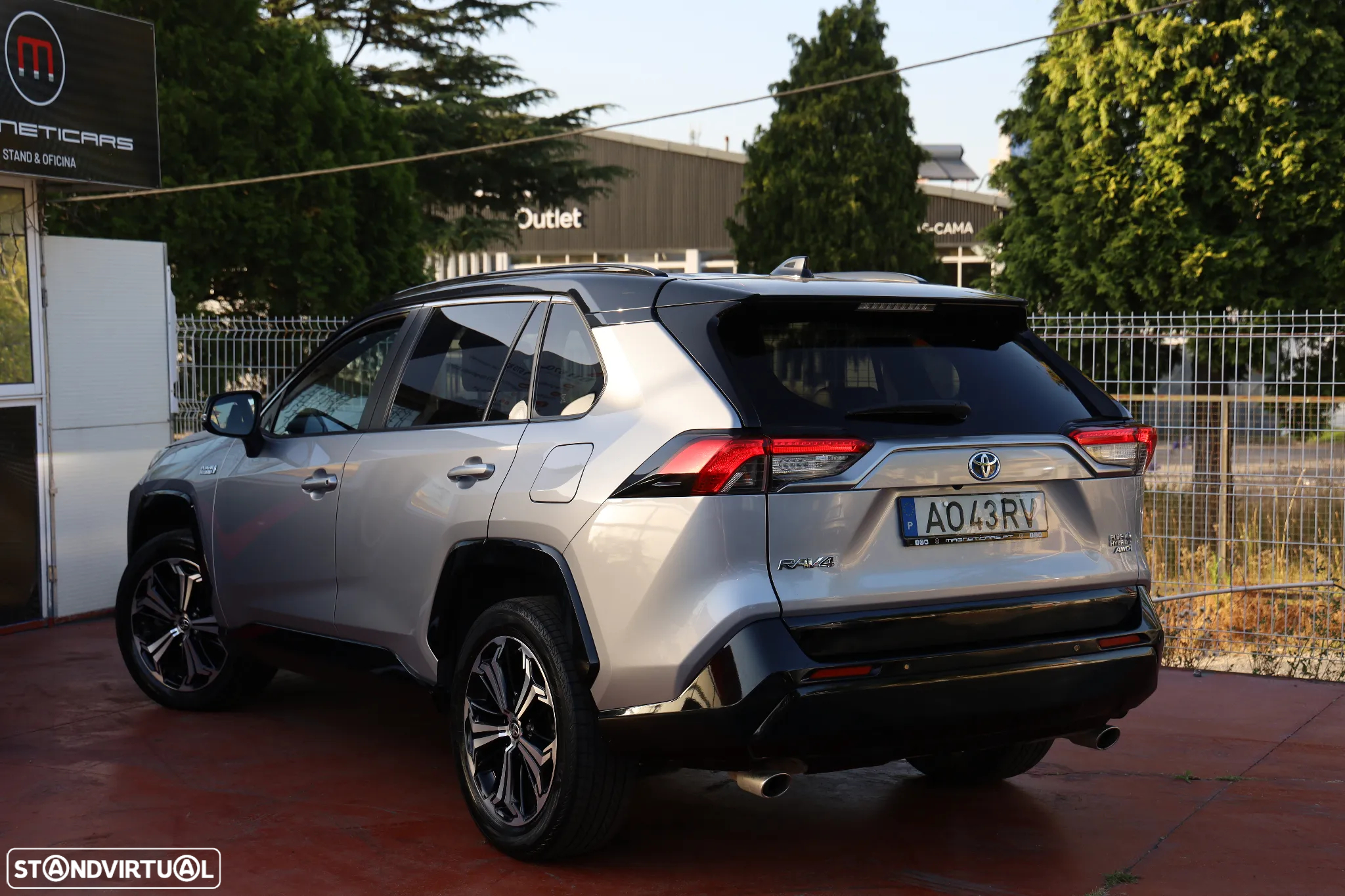 Toyota RAV4 2.5 HDF Exclusive +P.Luxury AWD-i - 33