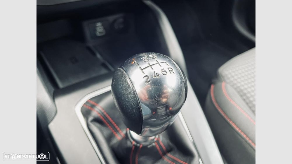 Ford Focus SW 1.0 EcoBoost ST-Line X — fotografia 6