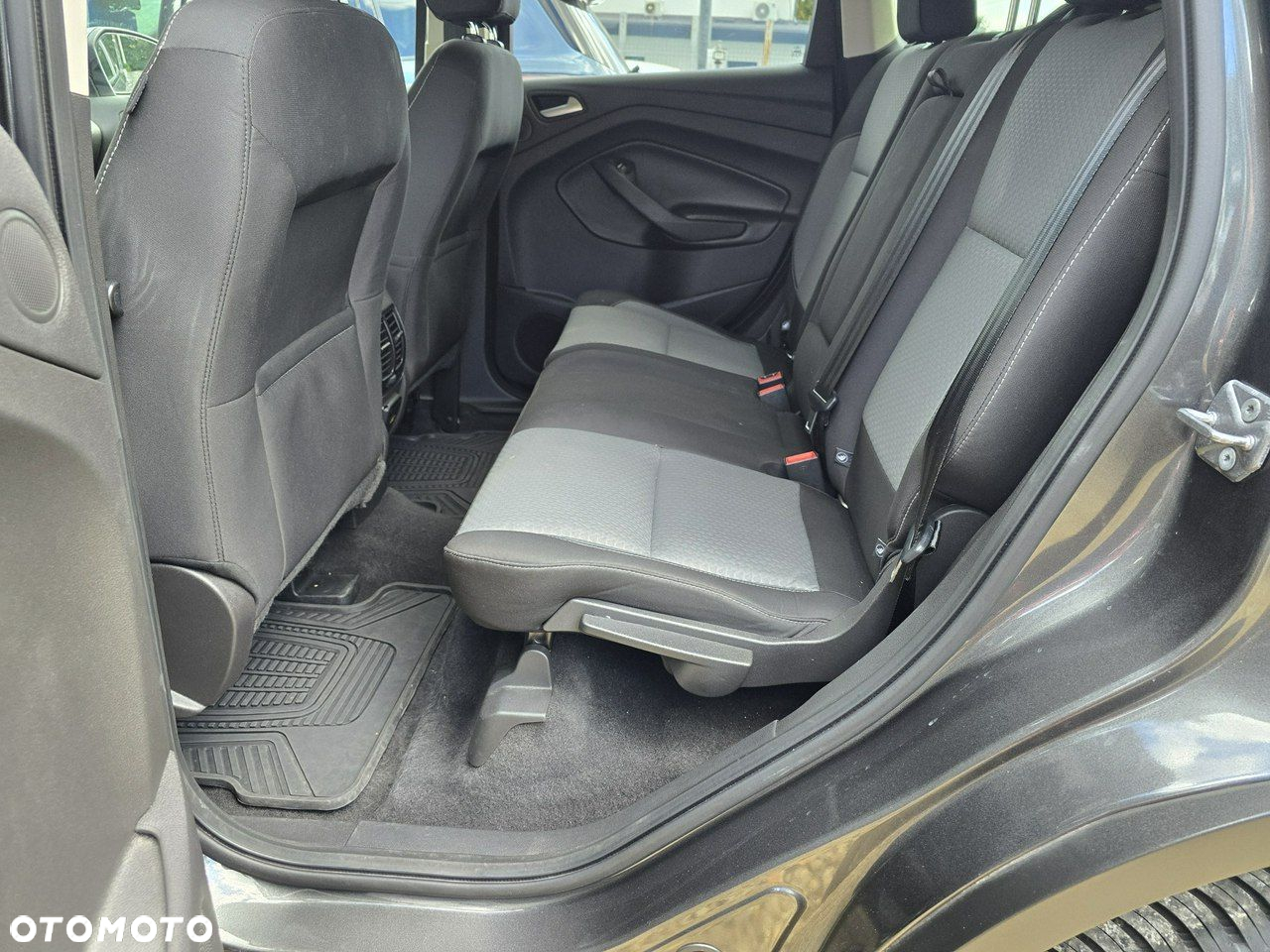 Ford Kuga - 14
