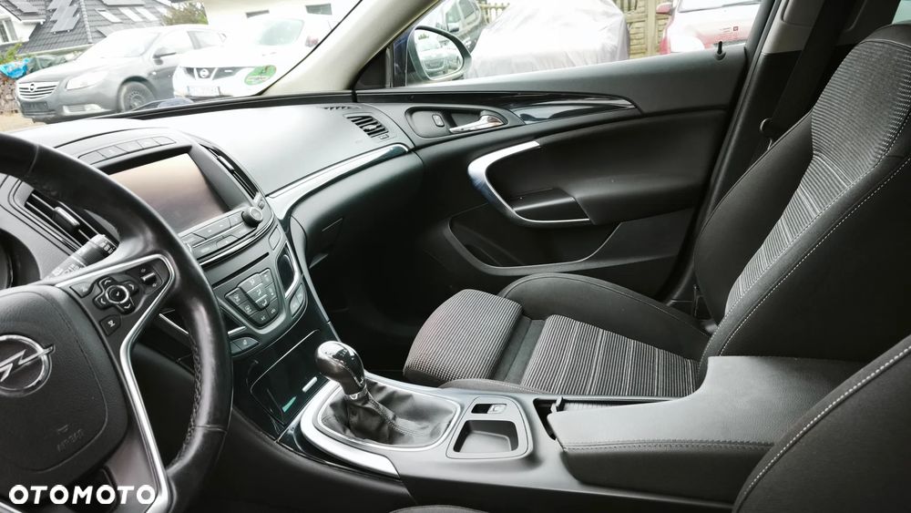 Opel Insignia - 16