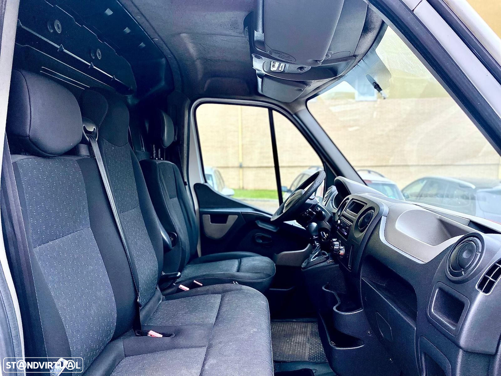 Opel Movano L2H2 3.3T 2.3 CDTi - 17