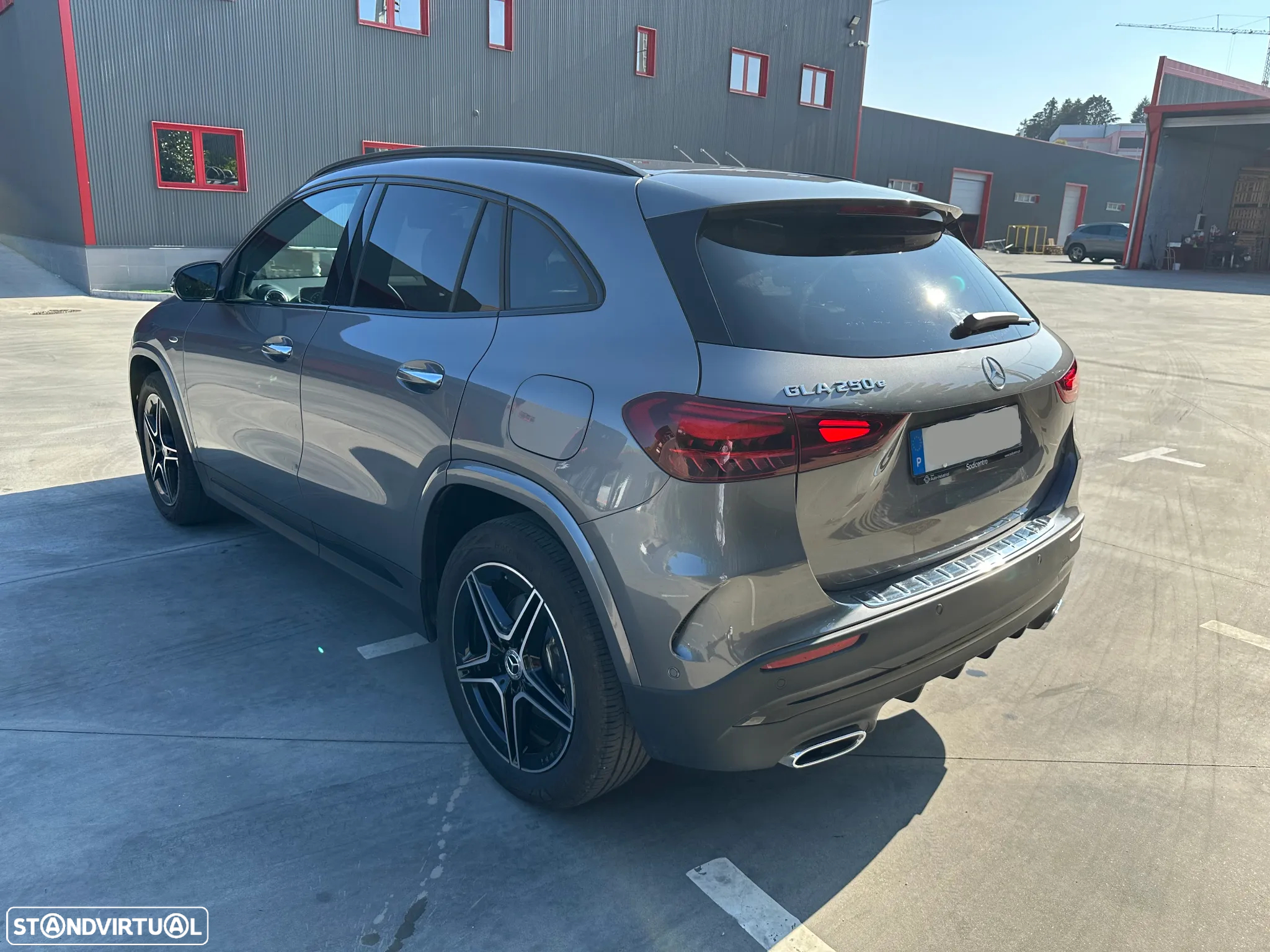 Mercedes-Benz GLA 250 e AMG Line - 6