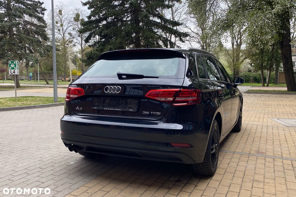 Audi A3 Sportback 1.5 TFSI cylinder on demand design - 14