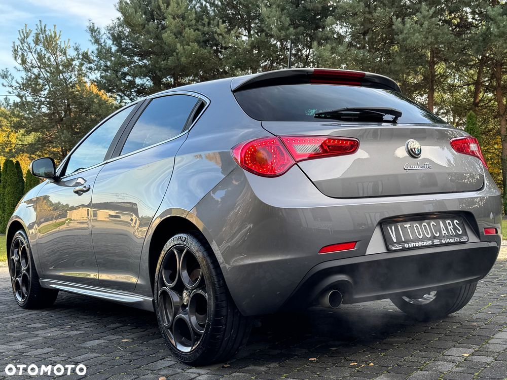 Alfa Romeo Giulietta ver-1-4-tb-sport - 16