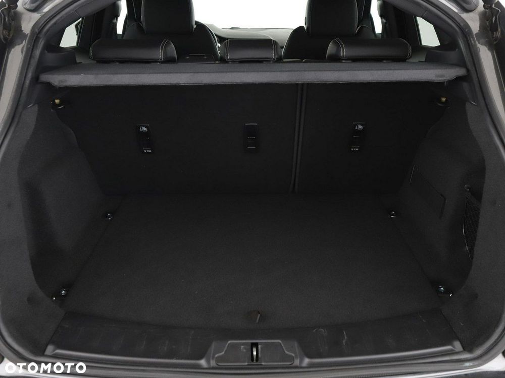 Jaguar E-Pace P200 AWD R-Dynamic S - 21