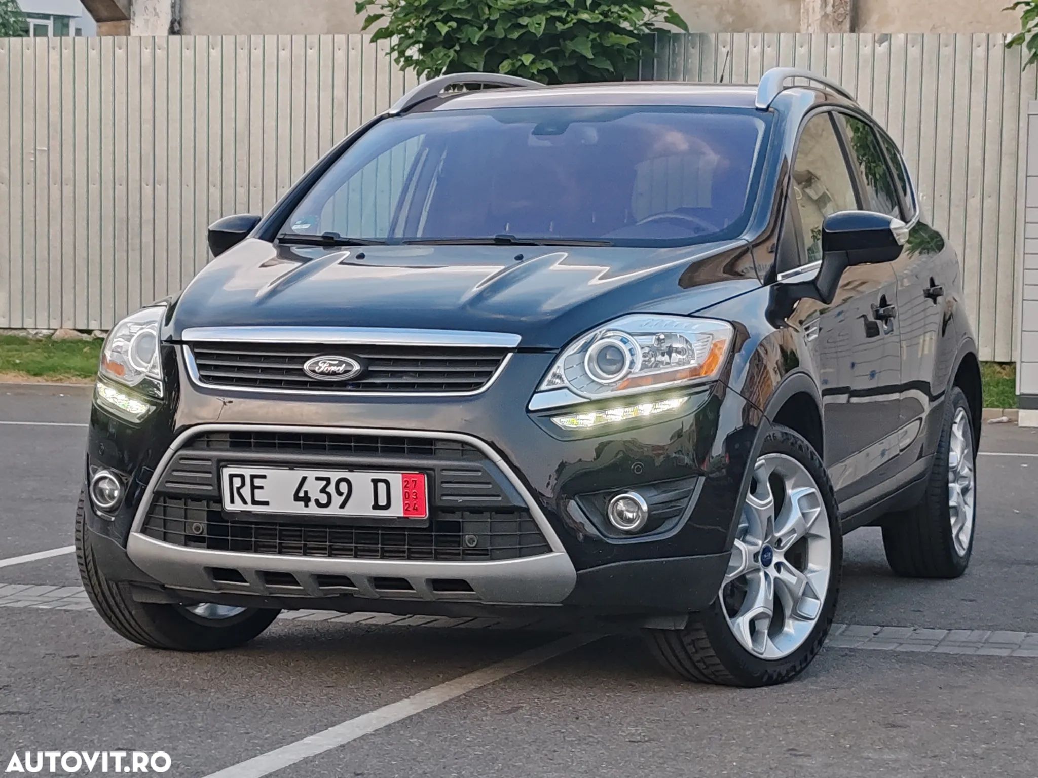 Ford Kuga 2.0 TDCi 4x4 Titanium - 1