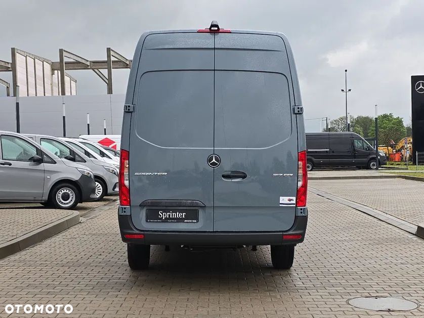 Mercedes-Benz Sprinter 317 CDI Long BASE 14m3 - 7