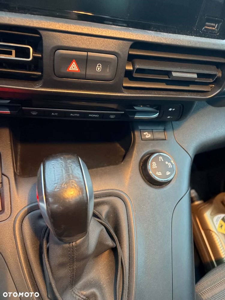 Opel Combo - 8