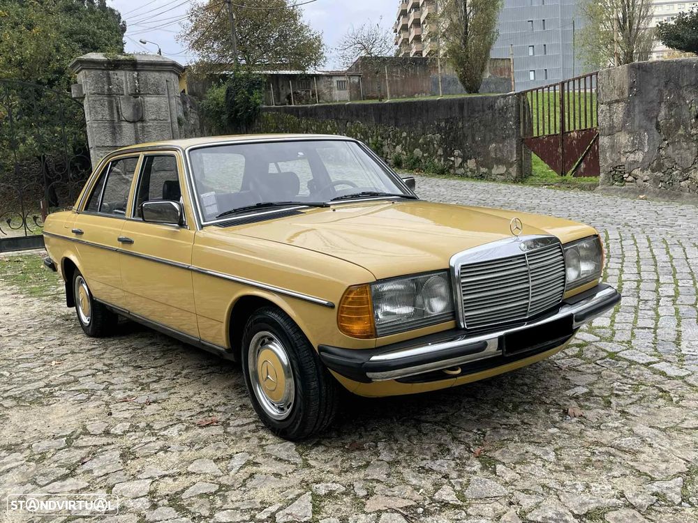 Mercedes-Benz E 200 - 4