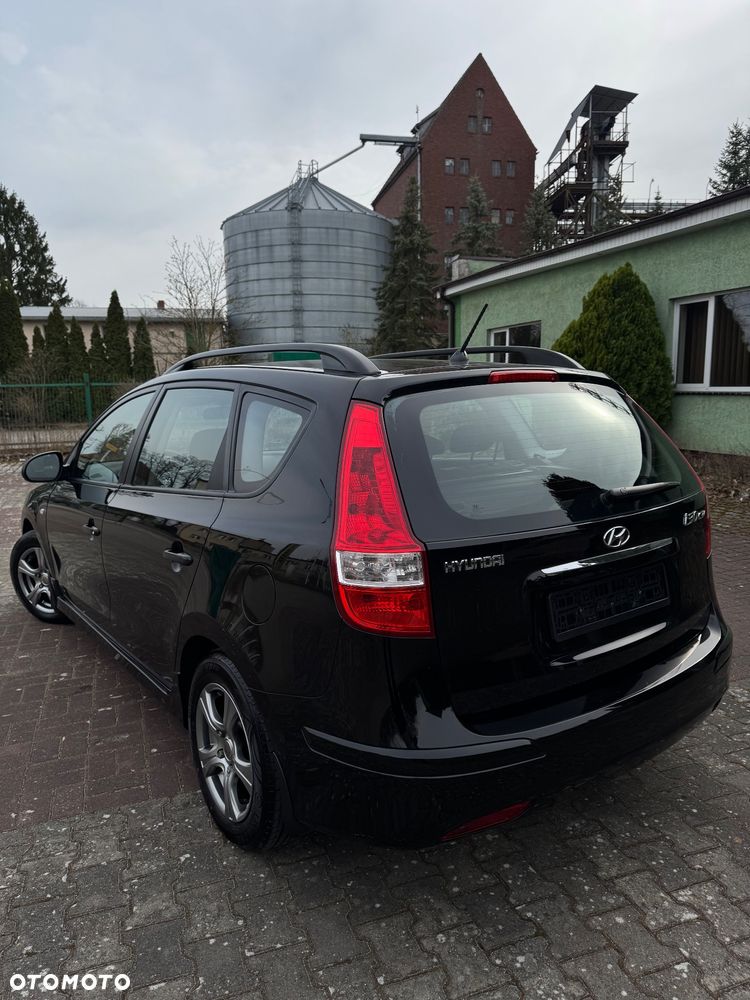Hyundai i30 1.4 Base - 3