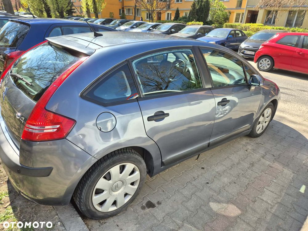 Citroën C4 1.4 16V SX - 18